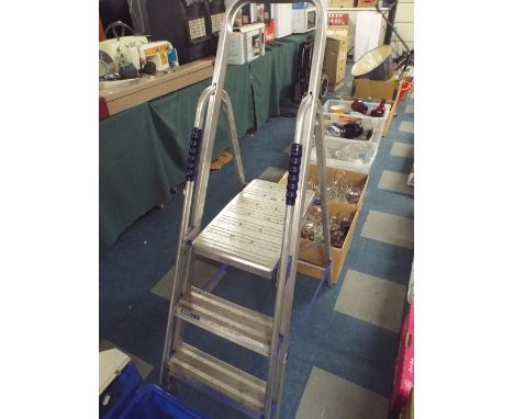An Aluminium Three Step Step Ladder 