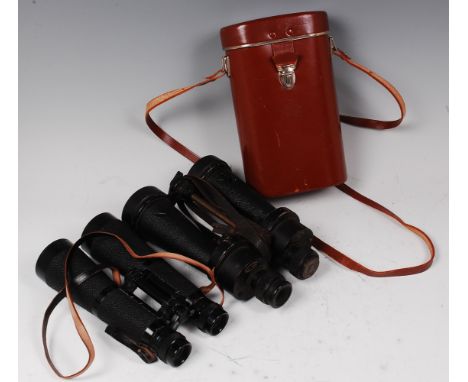 A pair of pre WW II military binoculars stamped Barr & Stroud 7 x of 40 Glasgow & London, serial no. 32113 with War Departmen