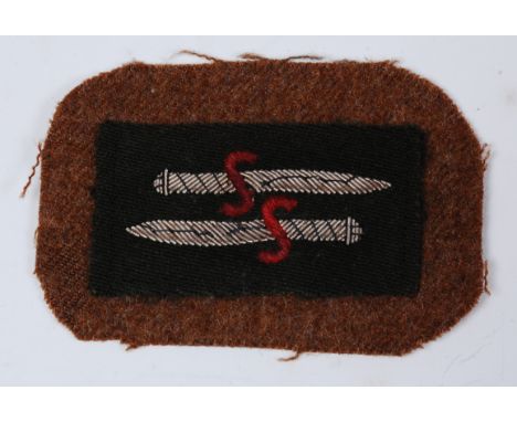 A British Army Commando Officer's bullion shoulder patch.