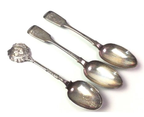 SET OF FOUR VICTORIAN SILVER TEASPOONS, AND OTHERS the set with fiddle pattern handles, along with a silver souvenir spoons a