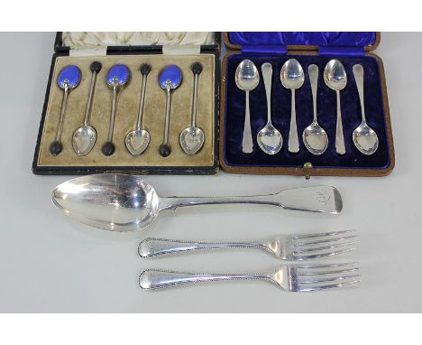 A George III silver fiddle pattern tablespoon, maker William Chawner II, London 1816, together with a matched pair of dessert