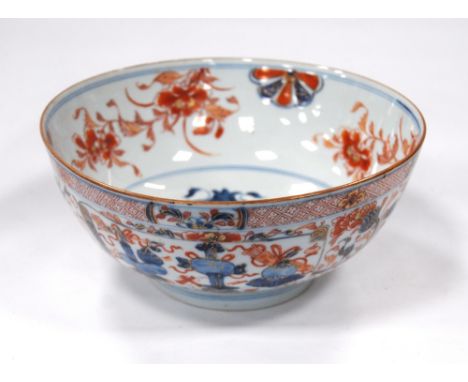 Imari bowl, 23cm diameter. Condition Report Some rubbing to the gilt decoration.  Small chips to the rim.  Overall in good co