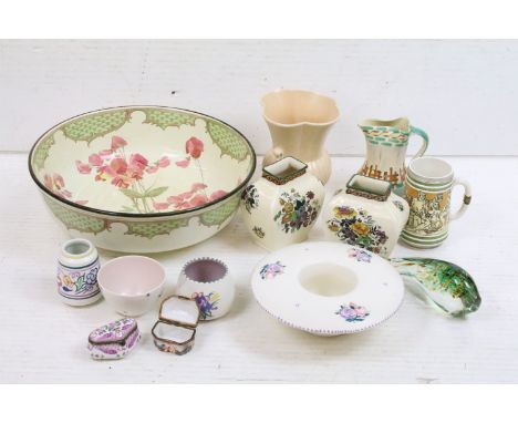 Mixed ceramics &amp; glass to include a large Royal Doulton floral washbowl (38cm diameter), near pair of Royal Doulton vases