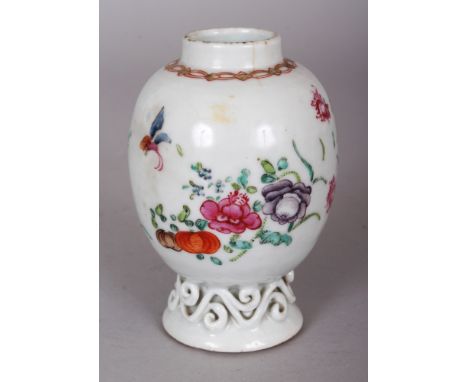 ANOTHER 18TH CENTURY CHINESE FAMILLE ROSE PORCELAIN TEA CADDY, painted with loose floral sprays, 4in high.