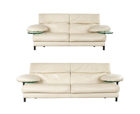 Paolo PIVA (1950-2017) 'Arca' voor B&amp;B Italia.Two and Three seater leather sofa.&nbsp;Condition report:- Small chip to on