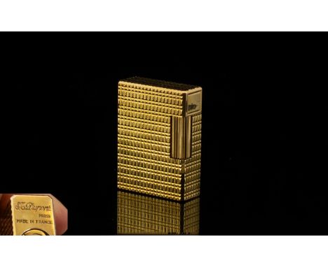 S. J. DuPont - Paris Excellent Quality Gold Plated Lighter, 20 Microns Gold Thickness. c.1960's. No E9A270. Excellent Conditi