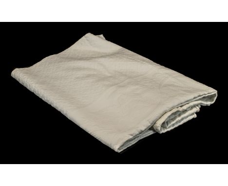 Vintage White Bedspread in embossed cotton fabric, dating from the 1930s.  Lovely item, please see photographs. 