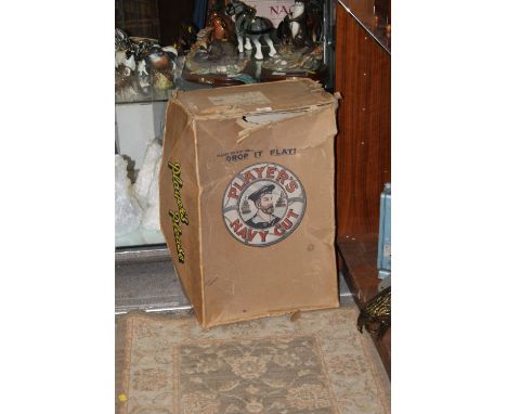 A VINTAGE PLAYER'S NAVY CUT CARDBOARD CARTON DATED JUNE 1959