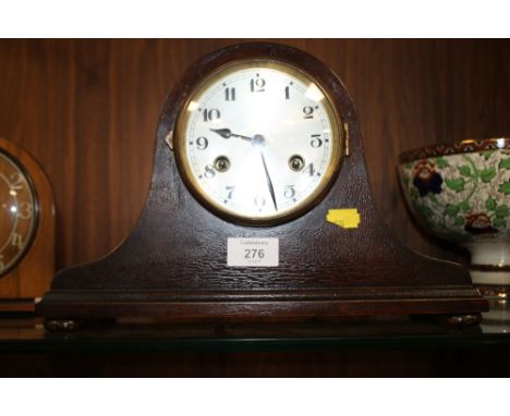 A VINTAGE NAPOLEON HAT MANTLE CLOCK