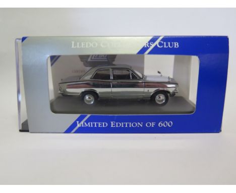 Lledo Collector's Club Chrome VA08705 Vauxhall Viva HB