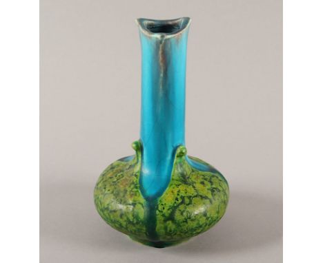 VASE, Keramik, glasiert, farbig staffiert, H 15,5, am Boden signiert, Entwurf Edmond LACHENAL (1855-1930) 