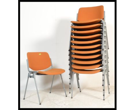 Giancarlo Piretti - Castelli - DSC Axis 106 - A retro vintage set of 12 Italian dining / office / dining / stacking chairs . 