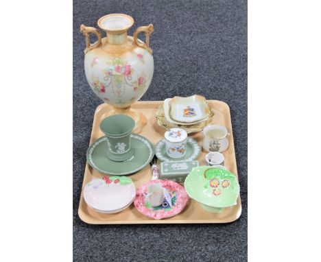 A tray of Wedgwood green jasperware, Crown Devon twin handled vase, Carlton ware leaf dishes etc