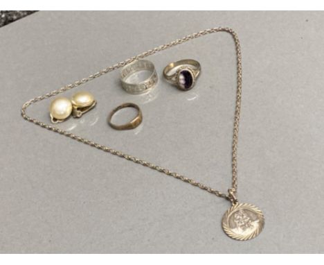 Box containing silver St. Christopher pendant &amp; chain, silver earrings and 3x silver rings, 15.6g gross