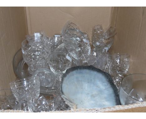 Quantity of assorted glassware including bowls, tumblers, wines, etc and a mirror (1 box) 