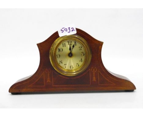 20th century mahogany mantel clock, Arabic numeral dial, 14cm high 