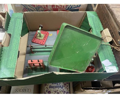 A Mamod vintage Meccano set