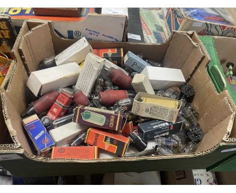 A box of vintage light bulbs and others