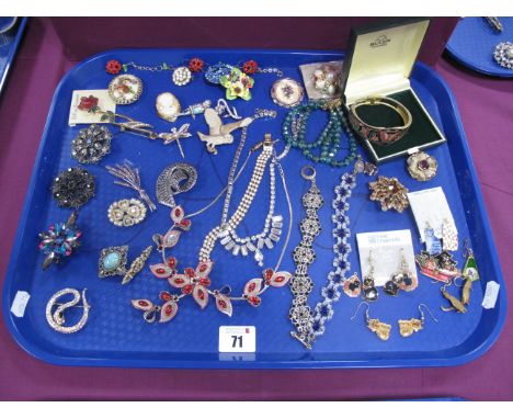 Assorted Costume Brooches, diamanté, modern enamel jewellery etc :- One Tray 