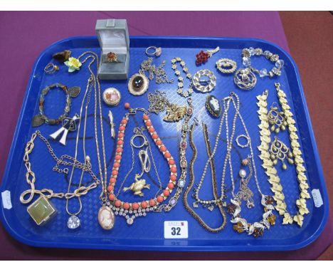 Assorted Vintage and Later Costume Jewellery, including necklaces, rings, brooches etc :- One Tray 