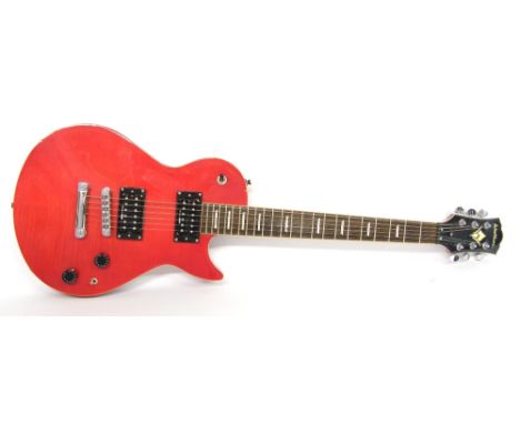 Washburn Winpro electric guitar, quilted red finish with some light wear, electrics in working order, soft case, condition: g
