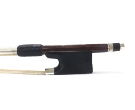 Silver mounted violin bow, unstamped, the stick round, the ebony frog plain and the ebony adjuster with two silver bands, 62g