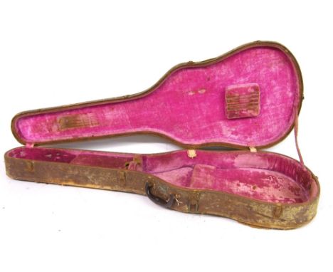 Vintage Gibson guitar hard case, appears to be for a hollow body bass guitar, with brown exterior and pink interior, in extre