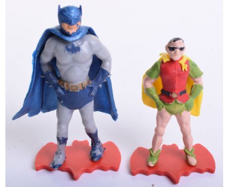 Scarce 1960’s Cherilea Batman & Robin Plastic Figures, Batman, blue grey plastic, with removable cape (9cms tall) Robin,with 