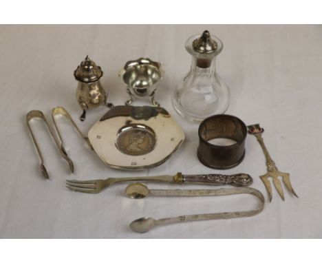 Silver items to include silver commemorative pin dish with Elizabeth and Philip 1947-1972, makers Joseph Gloster Ltd, Birming