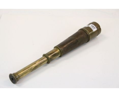 Early 20th century Broadhurst Clarkson &amp; Co of London Four Drawer Brass Telescope, 77cms long when fully extended