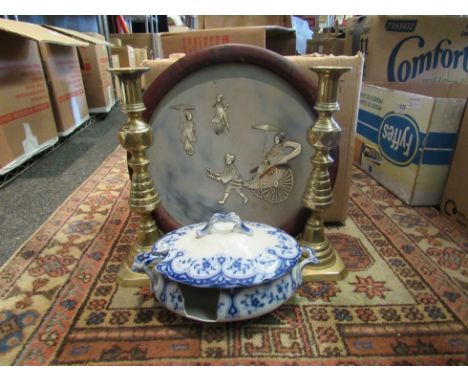 A box containing a blue and white transfer ware dish with ladle (a/f), brass candlesticks and an oriental plaque