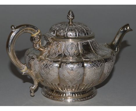 A GEORGE III BATCHELORS MELON SHAPED TEAPOT. London 1786.