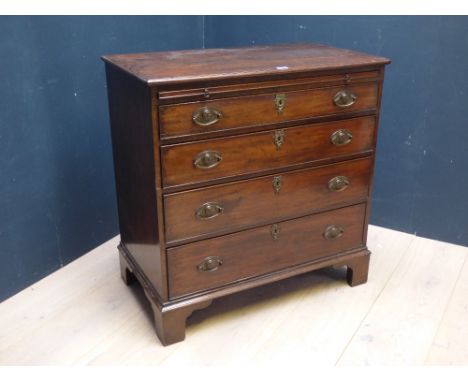 Georgian mahogany chest of 4 graduated drawers & slide on bracket feet 92H x 72W cm