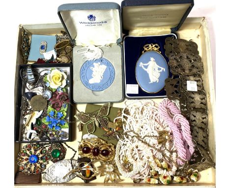 Two boxed Wedgewood blue jasperware pendants, brooches and costume jewellery. 
