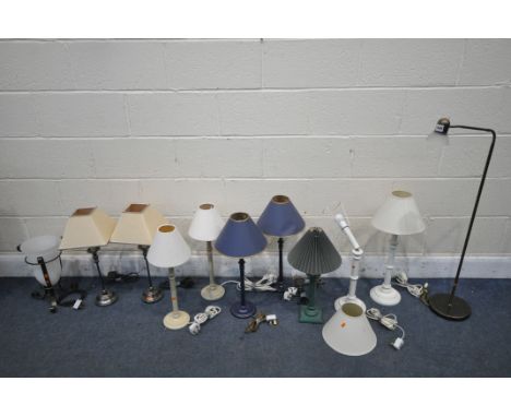 A SELECTION OF MODERN TABLE LAMPS, of various styles and materials, along with a Bel Ed reading lamp missing adapter (conditi