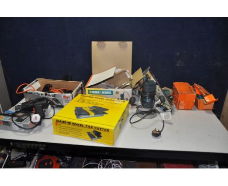 VARIOUS BLACK AND DECKER POWER TOOLS including a Black and Decker KW780 router in box (PAT pass and working), a vintage Drill