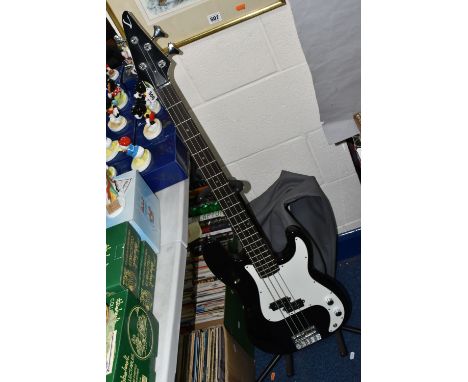 bass guitar Auctions Prices | bass guitar Guide Prices