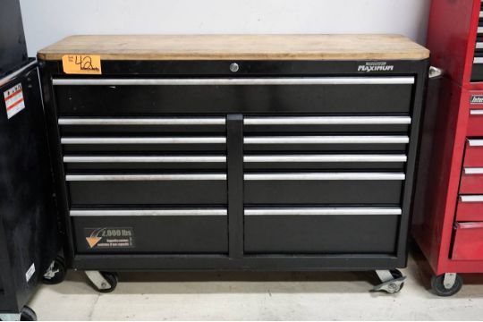 Maximum rolling tool box Clearance