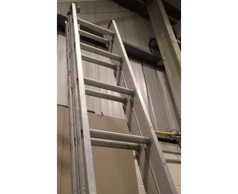 Clima 5.6m extending aluminium ladder. Not available for in-house P&amp;P 