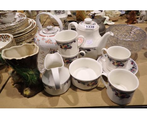 Royal Doulton Autumn Glory teapot and teaware etc. Not available for in-house P&amp;P 