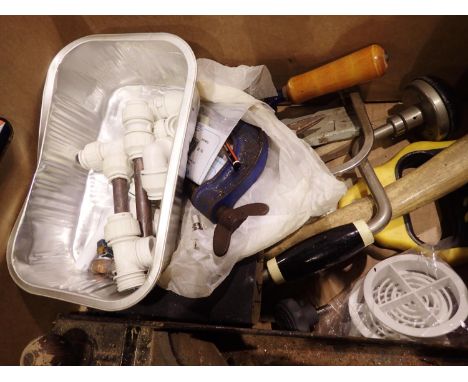 Quantity of tools to include 46 cm wood plane. Not available for in-house P&amp;P 