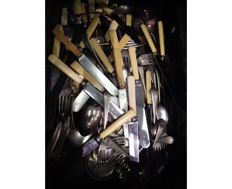 Quantity of silver plated flatware. Not available for in-house P&amp;P 