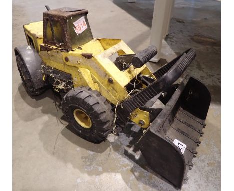 Vintage Tonka truck. Not available for in-house P&amp;P 
