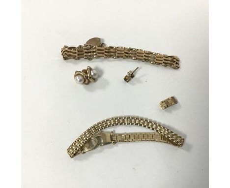 A 9ct gold fancy link chain and clasp (7.5cm) with spare section (combined: 6.83g), a 9ct gold locket bracelet (combined: 11.