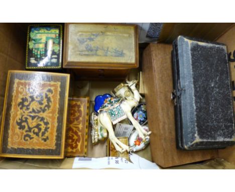 Trinket and jewellery boxes and technical drawing sets