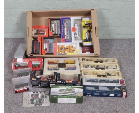 Collection of twenty-one boxed die-cast vehicle models, to include various models of Matchbox, Days Gone, Corgi Original Omni