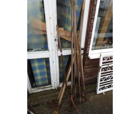 Garden Tools 