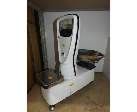 Set of Scales 