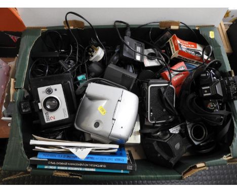 Quantity of Camera Equipment - Flashes, Cameras etc 