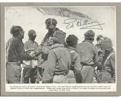 Edmund Hillary Signed Vintage Everest 7x9 Picture 